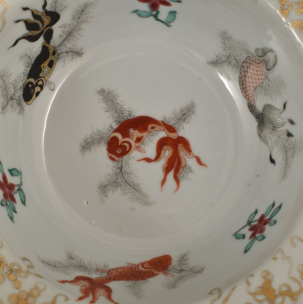 Famille rose Porcelain Yongzheng (1723-1735), China Famille rose Porcelain Yongzheng (1723-1735), China