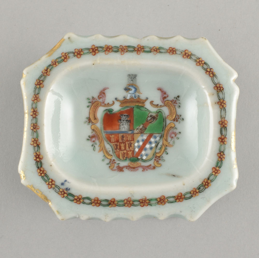 Porcelain Qianlong (1736-1795), ca. 1775, China (for the Portuguese market) Porcelain Qianlong (1736-1795), ca. 1775, China (for the Portuguese market)