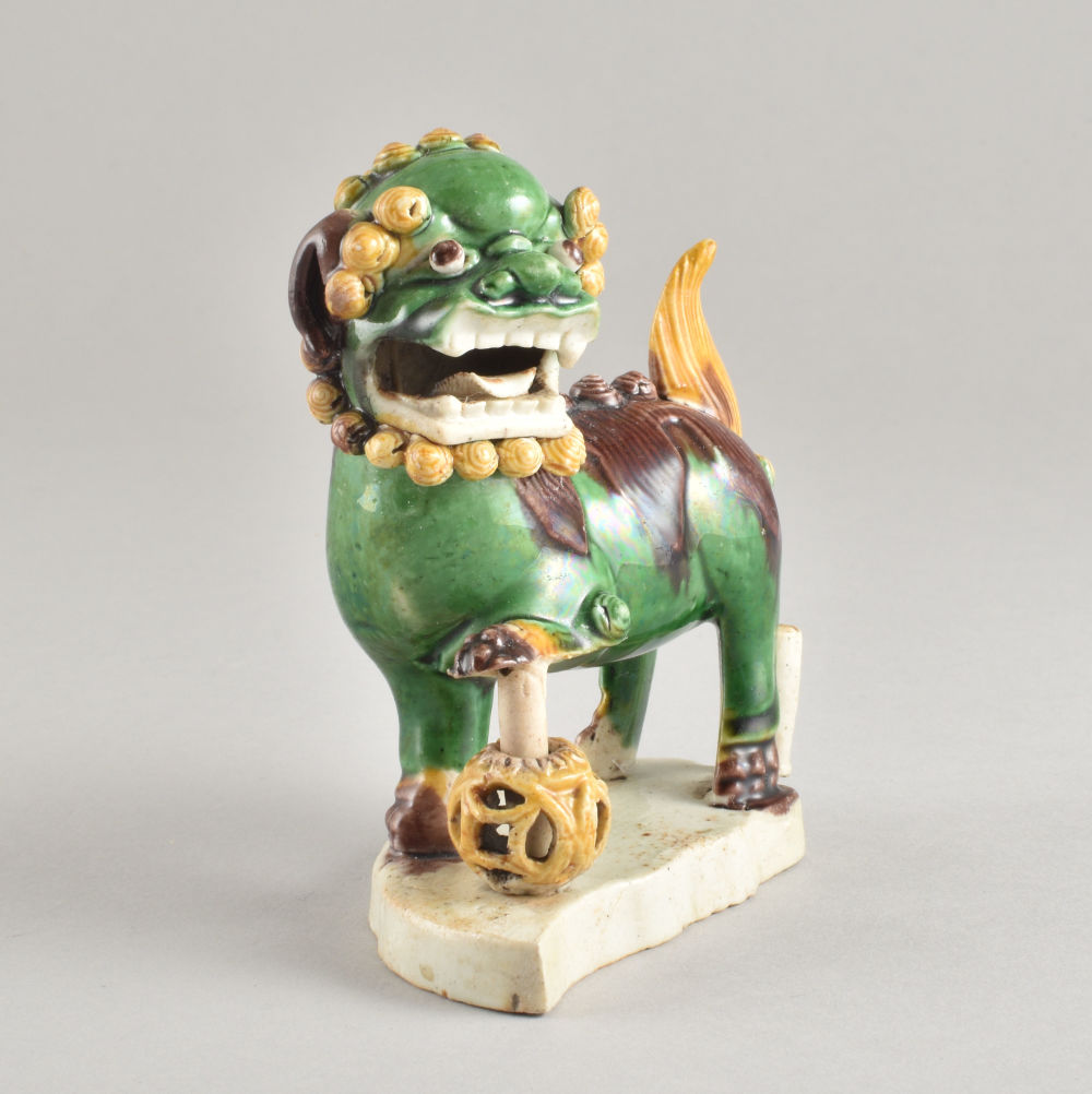 Famille verte Porcelain (biscuit) Kangxi (1662-1722), China Famille verte Porcelain (biscuit) Kangxi (1662-1722), China