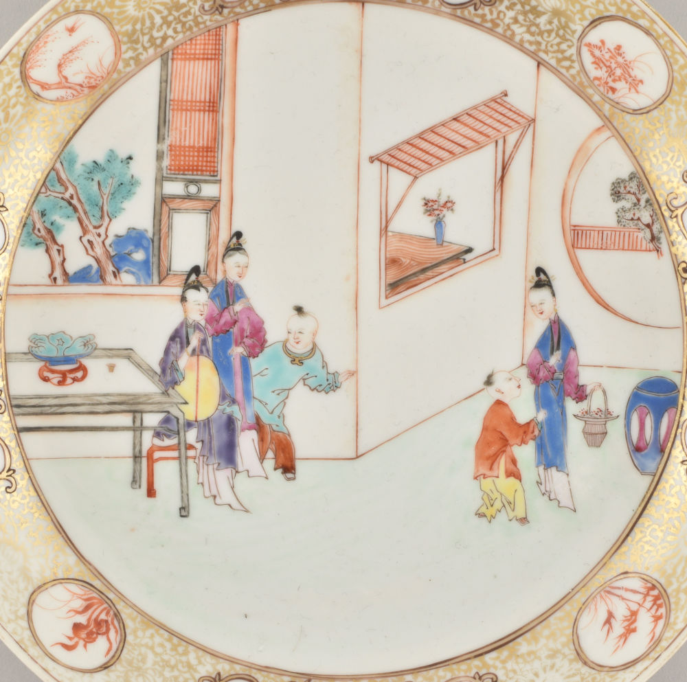 Famille rose Porcelain Qianlong (1735-1795), circa 1750/1760, China Famille rose Porcelain Qianlong (1735-1795), circa 1750/1760, China