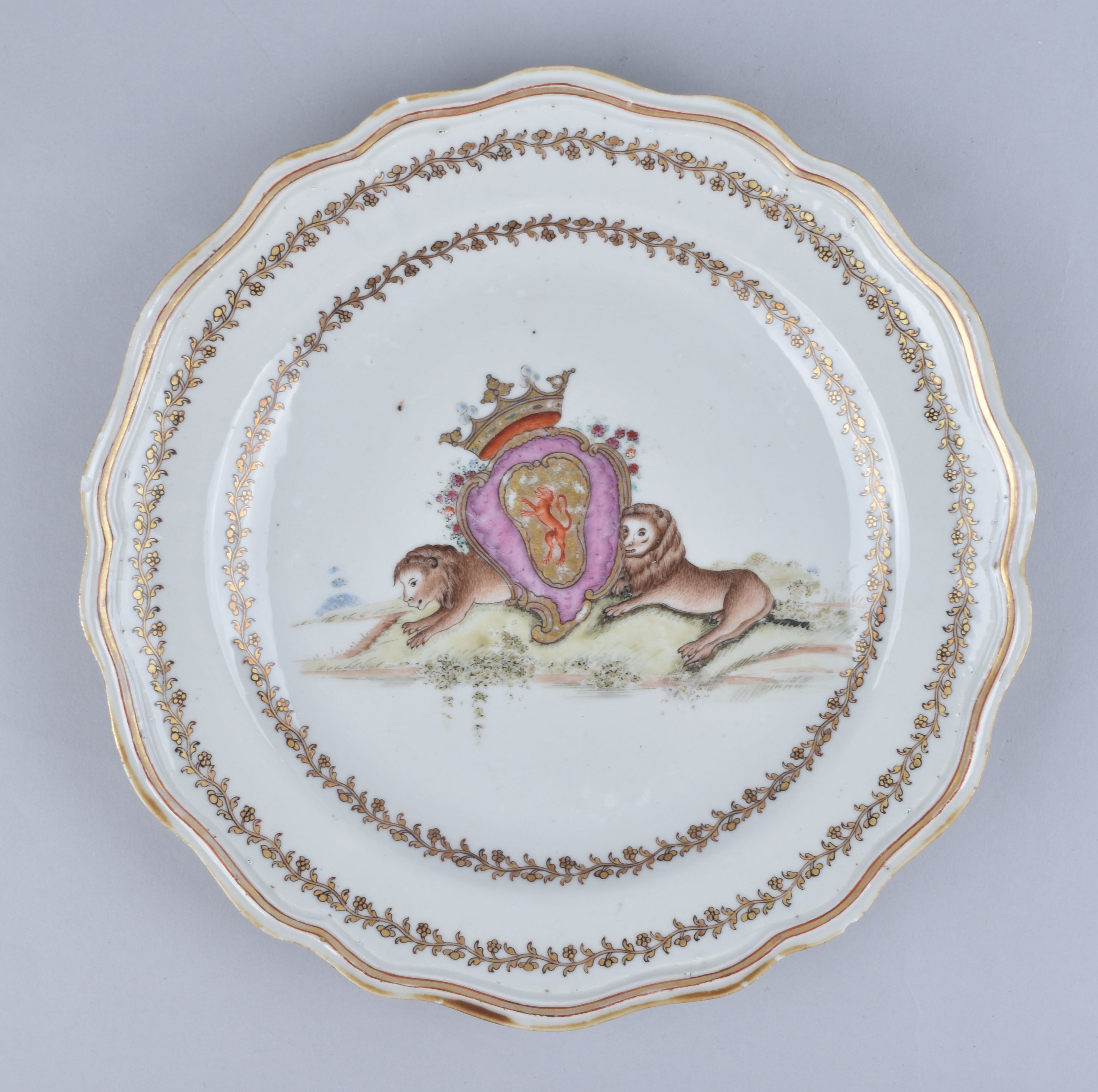 Porcelain Qianlong (1735-1795), ca. 1760, China Porcelain Qianlong (1735-1795), ca. 1760, China