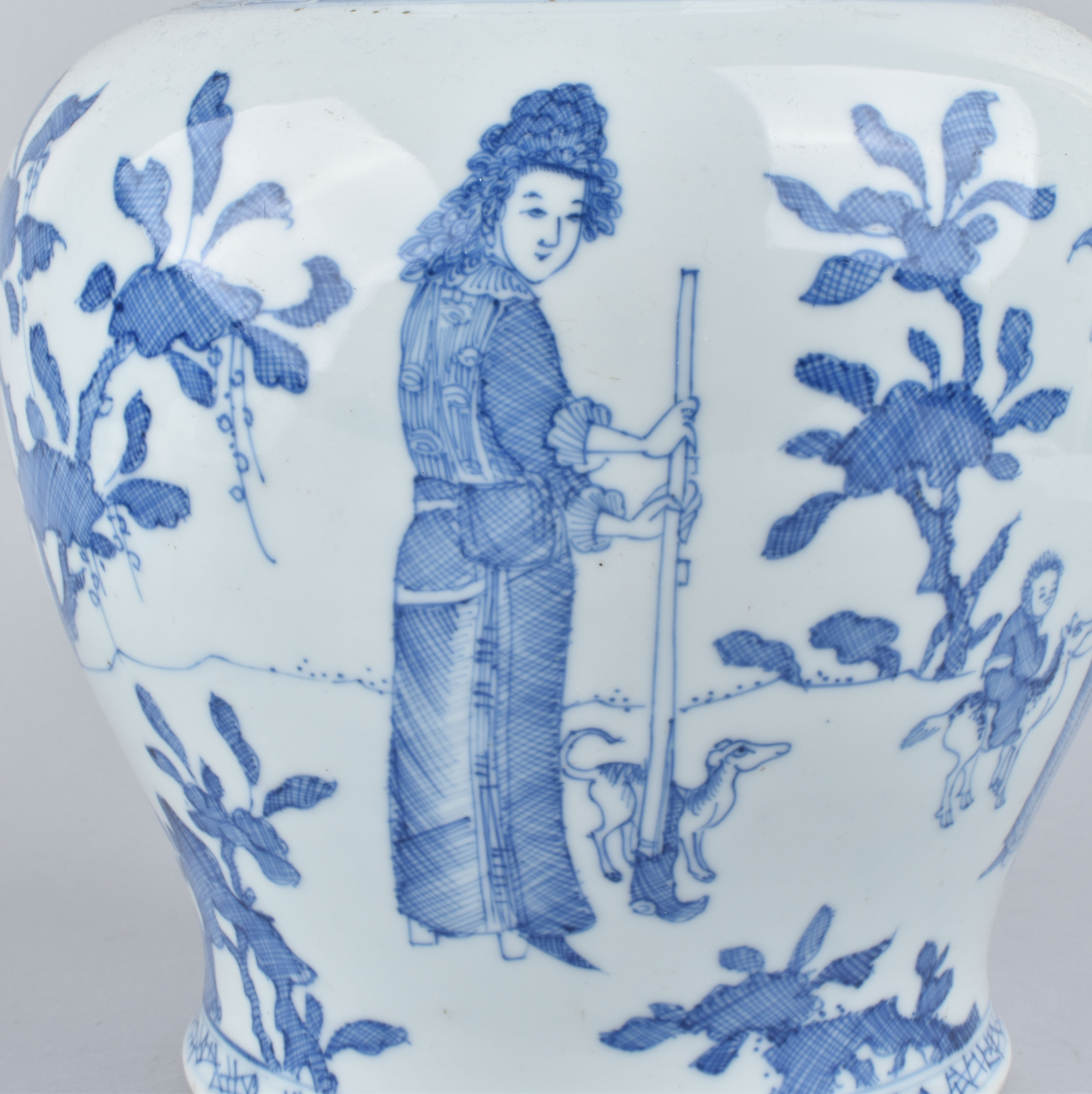 Porcelain Kangxi (1662-1722), China Porcelain Kangxi (1662-1722), China