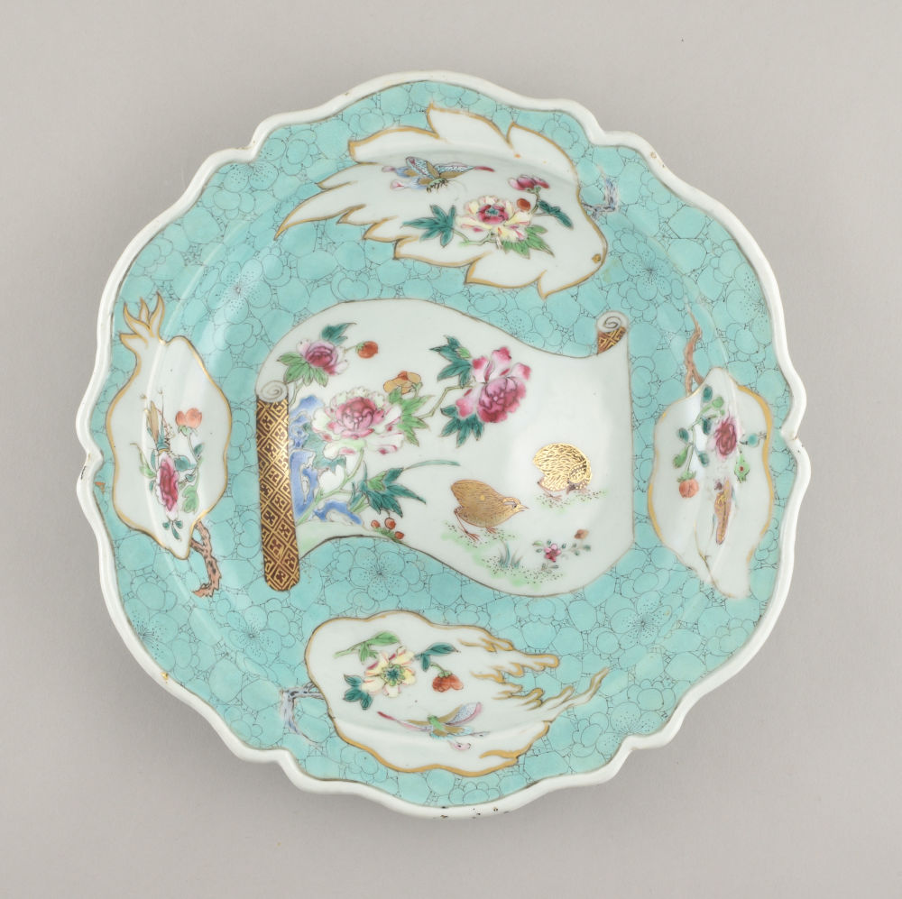 Porcelain Qianlong (1735-1795), circa 1740/1750, China Porcelain Qianlong (1735-1795), circa 1740/1750, China