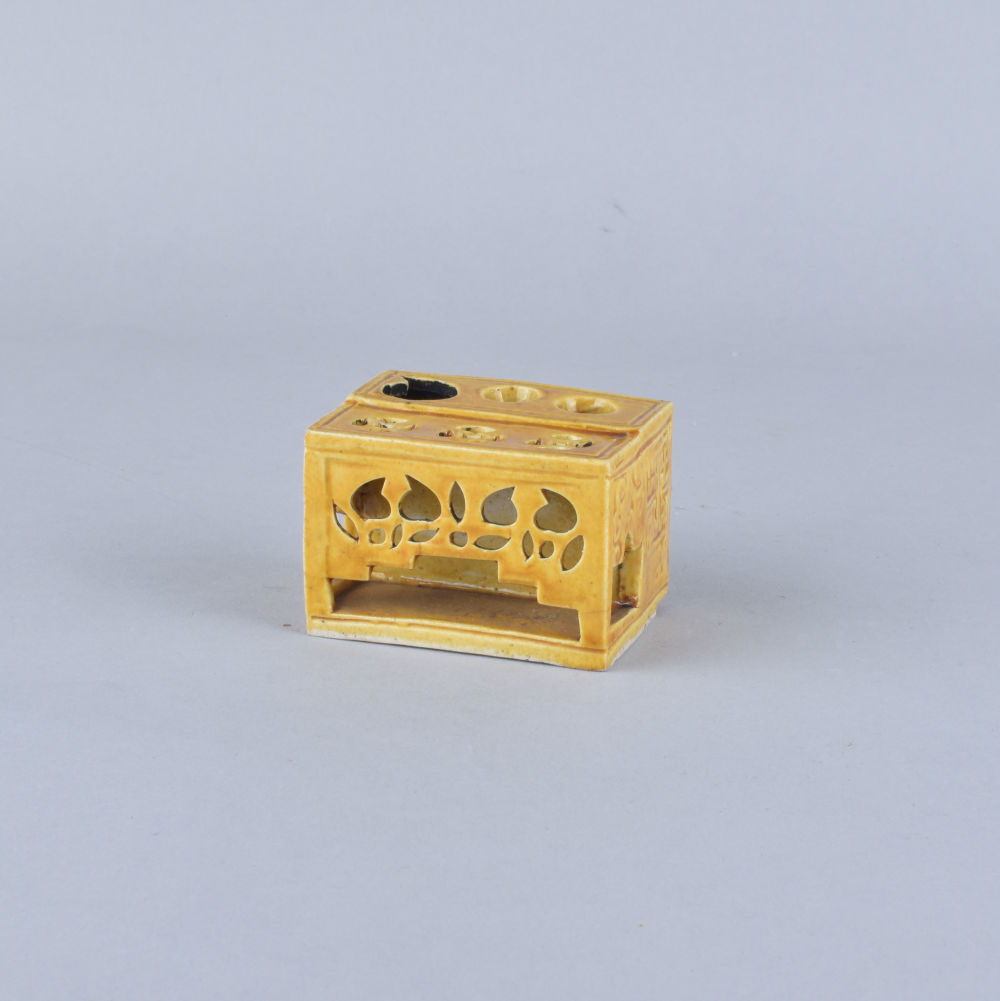 Porcelain (biscuit) Kangxi (1662-1722), China Porcelain (biscuit) Kangxi (1662-1722), China