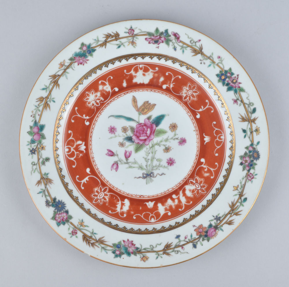 Famille rose Porcelain Qianlong (1735-1795), China Famille rose Porcelain Qianlong (1735-1795), China