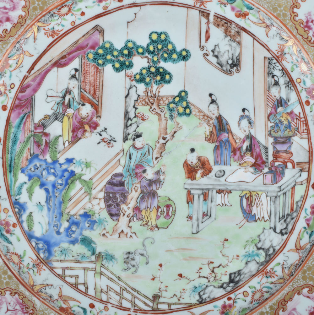 Famille rose Porcelain Qianlong (1736-1795), circa 1760, China Famille rose Porcelain Qianlong (1736-1795), circa 1760, China