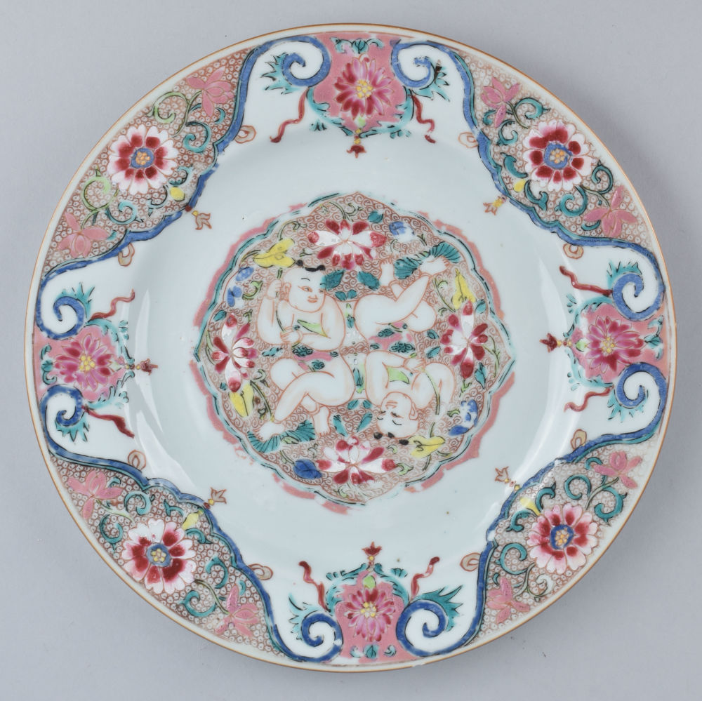 Famille rose Porcelain Yongzheng (1723-1735), circa 1735, China Famille rose Porcelain Yongzheng (1723-1735), circa 1735, China