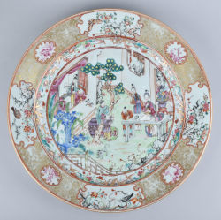 Famille rose Porcelain Qianlong (1736-1795), circa 1760, China Famille rose Porcelain Qianlong (1736-1795), circa 1760, China