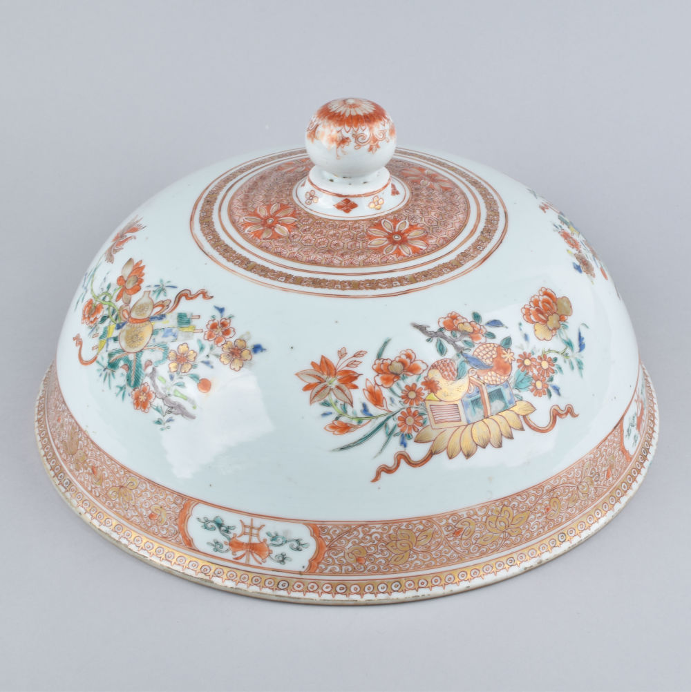 Porcelain Yongzheng (1723-1735), circa 1724, China Porcelain Yongzheng (1723-1735), circa 1724, China