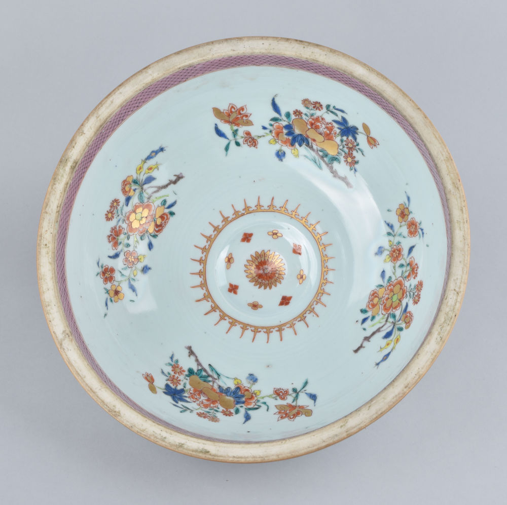 Porcelain Yongzheng (1723-1735), circa 1724, China Porcelain Yongzheng (1723-1735), circa 1724, China