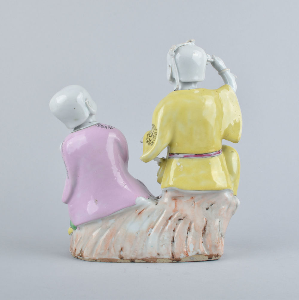 Famille rose Porcelain Qianlong (1735-1795), circa 1795, China Famille rose Porcelain Qianlong (1735-1795), circa 1795, China