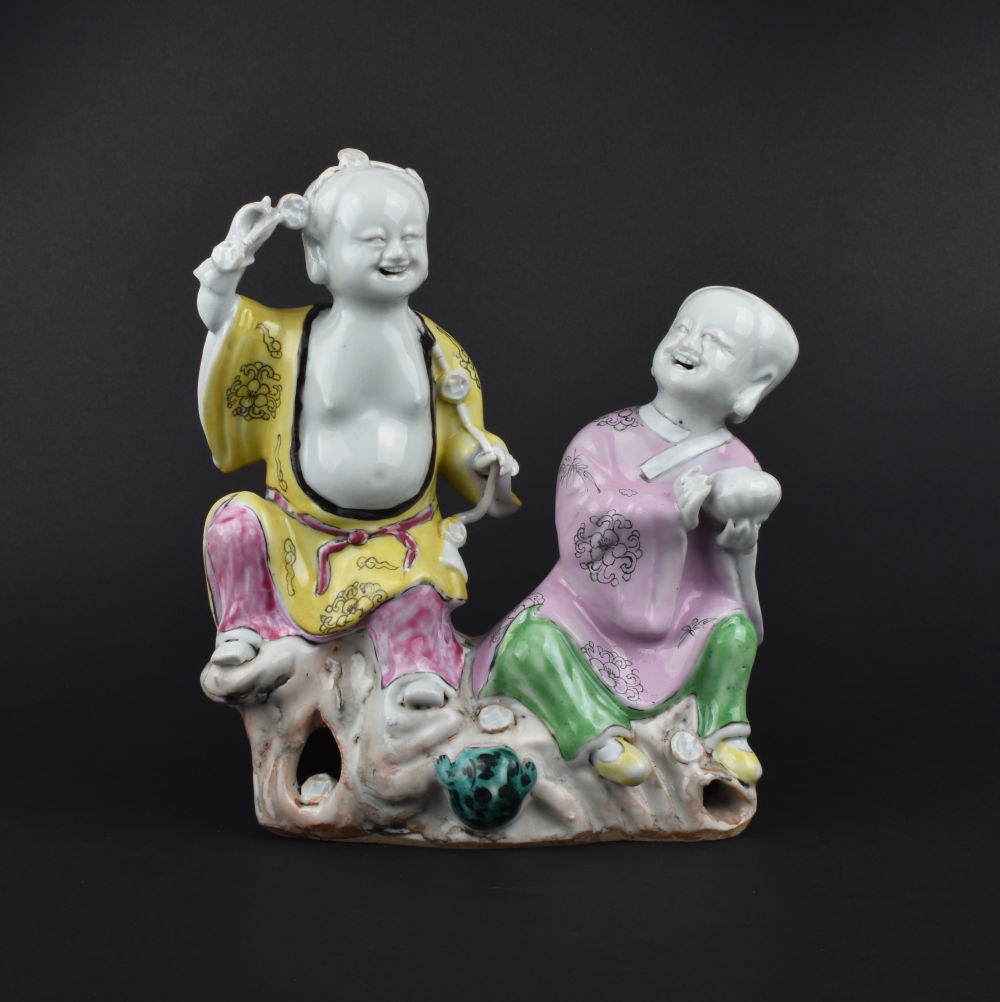 Famille rose Porcelain Qianlong (1735-1795), circa 1795, China Famille rose Porcelain Qianlong (1735-1795), circa 1795, China