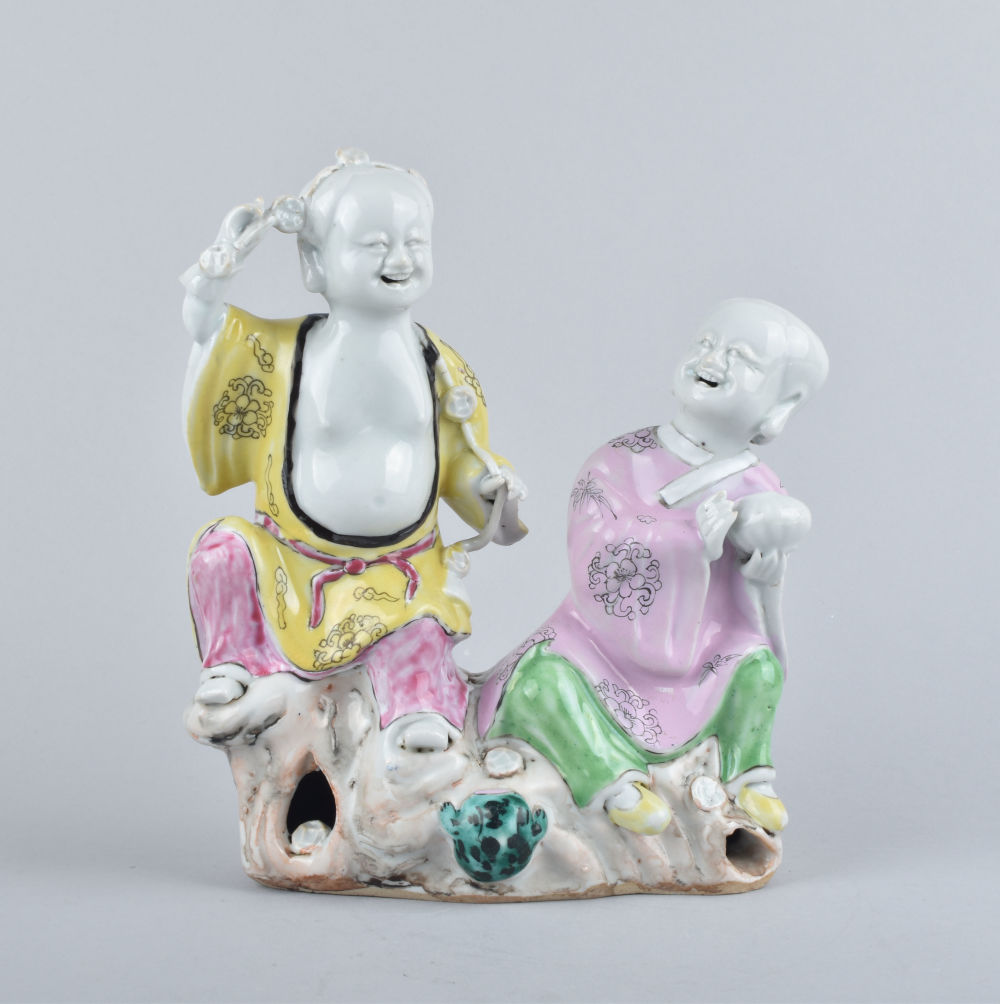 Famille rose Porcelain Qianlong (1735-1795), circa 1795, China Famille rose Porcelain Qianlong (1735-1795), circa 1795, China