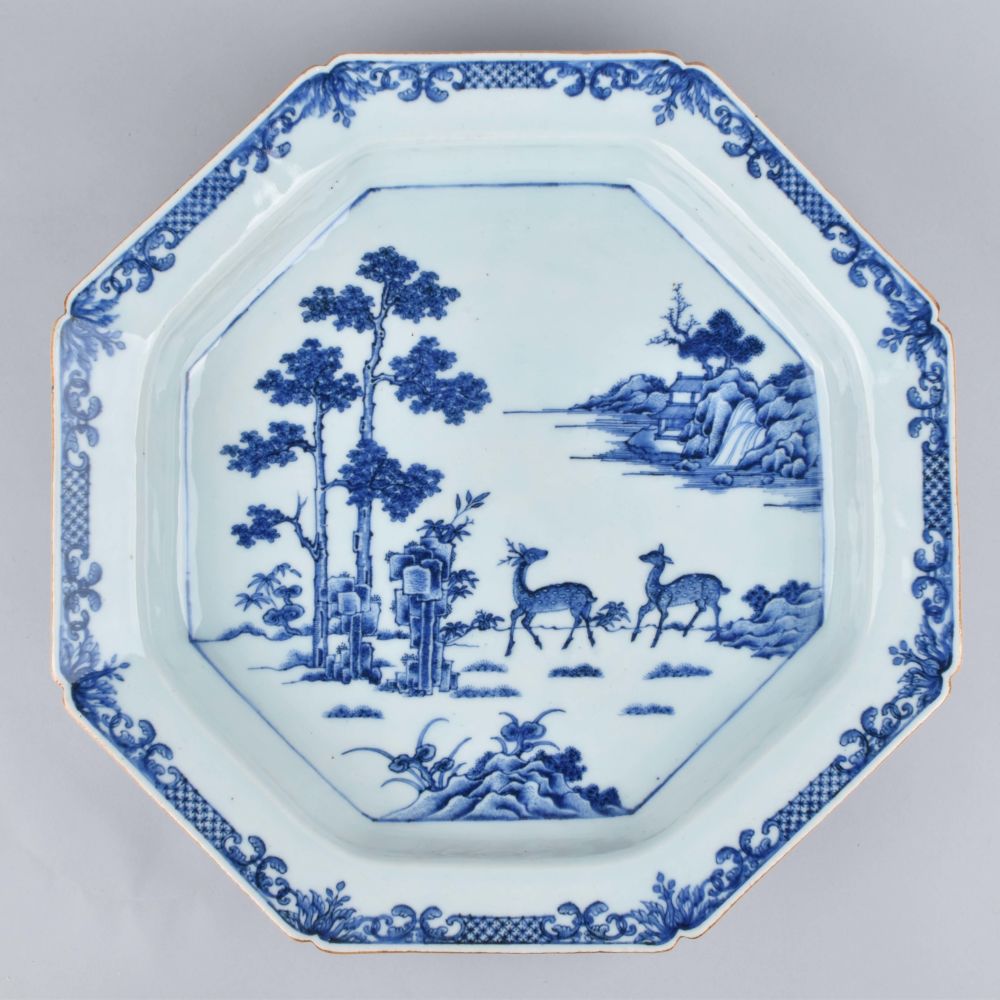 Porcelain Qianlong (1735-1795), China Porcelain Qianlong (1735-1795), China
