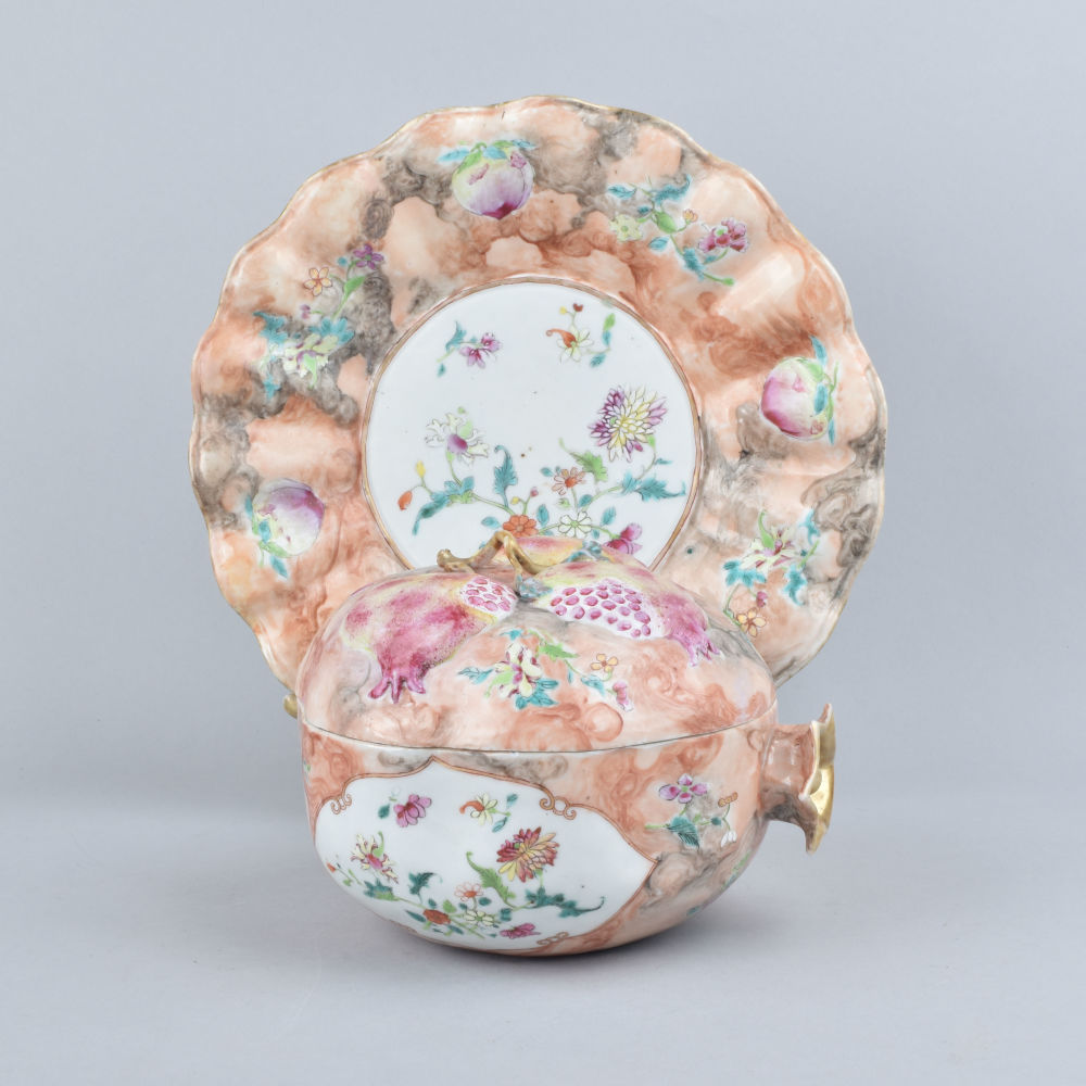 Porcelain Qianlong (1735-1795), circa 1755, China Porcelain Qianlong (1735-1795), circa 1755, China
