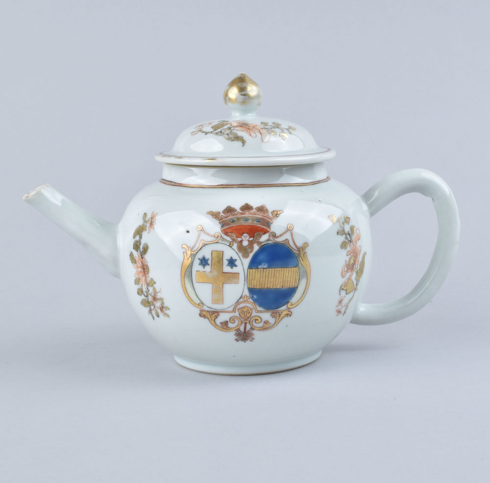 Porcelain Qianlong (1735-1795), circa 1750, China (for the French / American market)