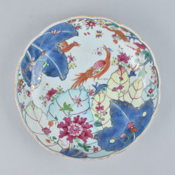 Porcelain Qianlong (1735-1795), China Porcelain Qianlong (1735-1795), China