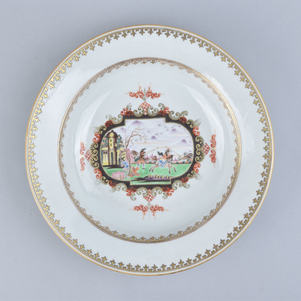 Porcelain Qianlong (1735-1795), China Porcelain Qianlong (1735-1795), China