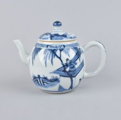 Porcelain Late Kangxi / Yongzheng period, ca. 1720/25, China Porcelain Late Kangxi / Yongzheng period, ca. 1720/25, China