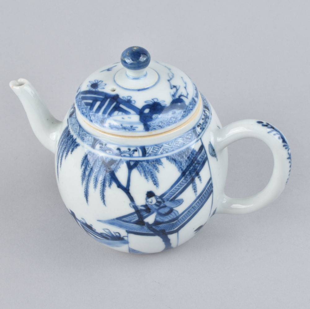 Porcelain Late Kangxi / Yongzheng period, ca. 1720/25, China Porcelain Late Kangxi / Yongzheng period, ca. 1720/25, China