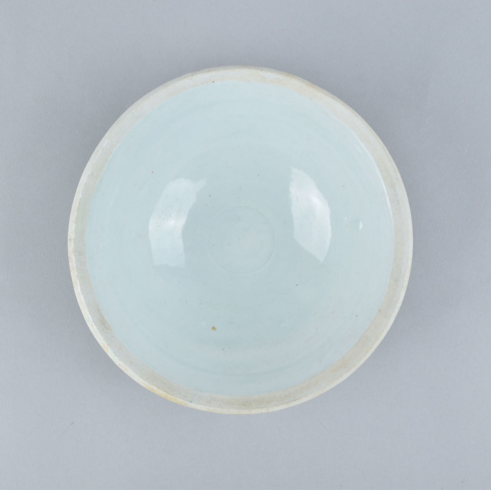 Porcelain Southern Song Dynasty (1127 - 1279), China Porcelain Southern Song Dynasty (1127 - 1279), China