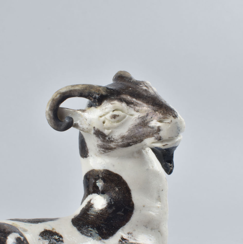 Porcelain Qianlong (1736-1795), China Porcelain Qianlong (1736-1795), China
