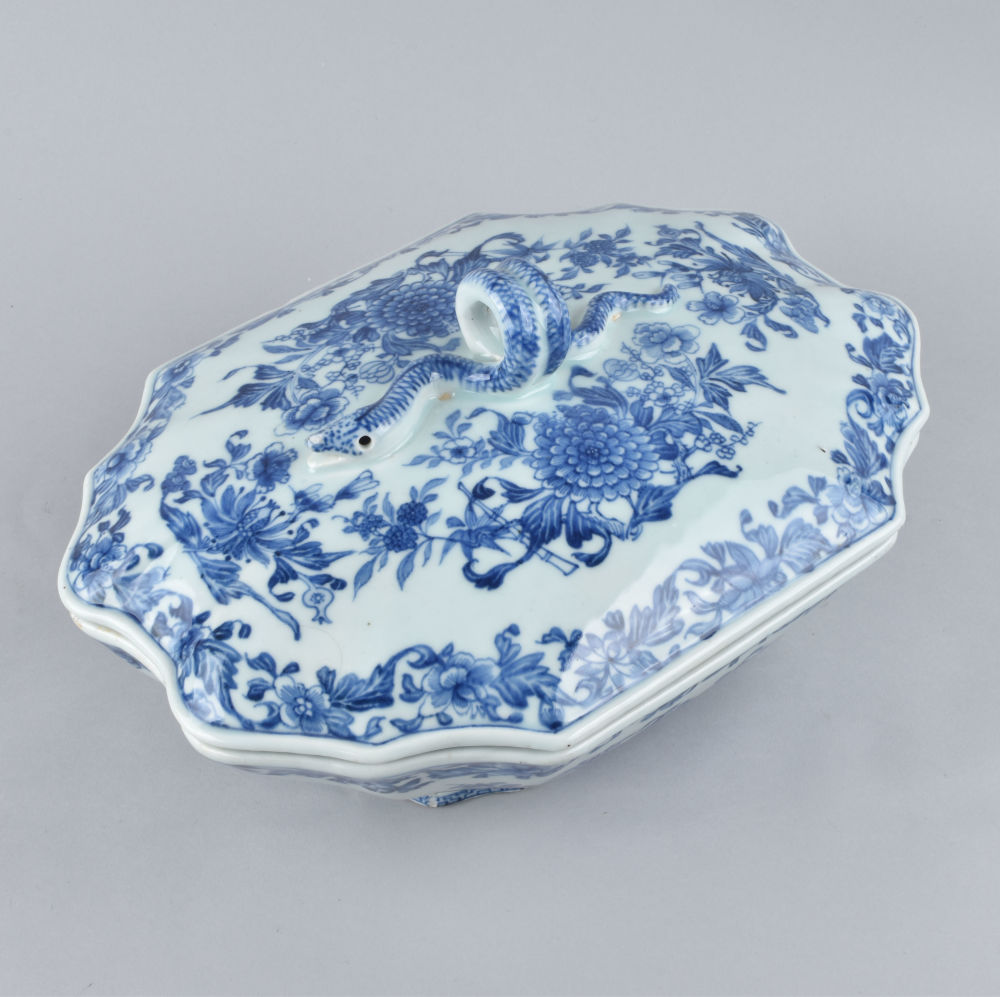 Porcelain Yongzheng (1723-1735), ca. 1730, China