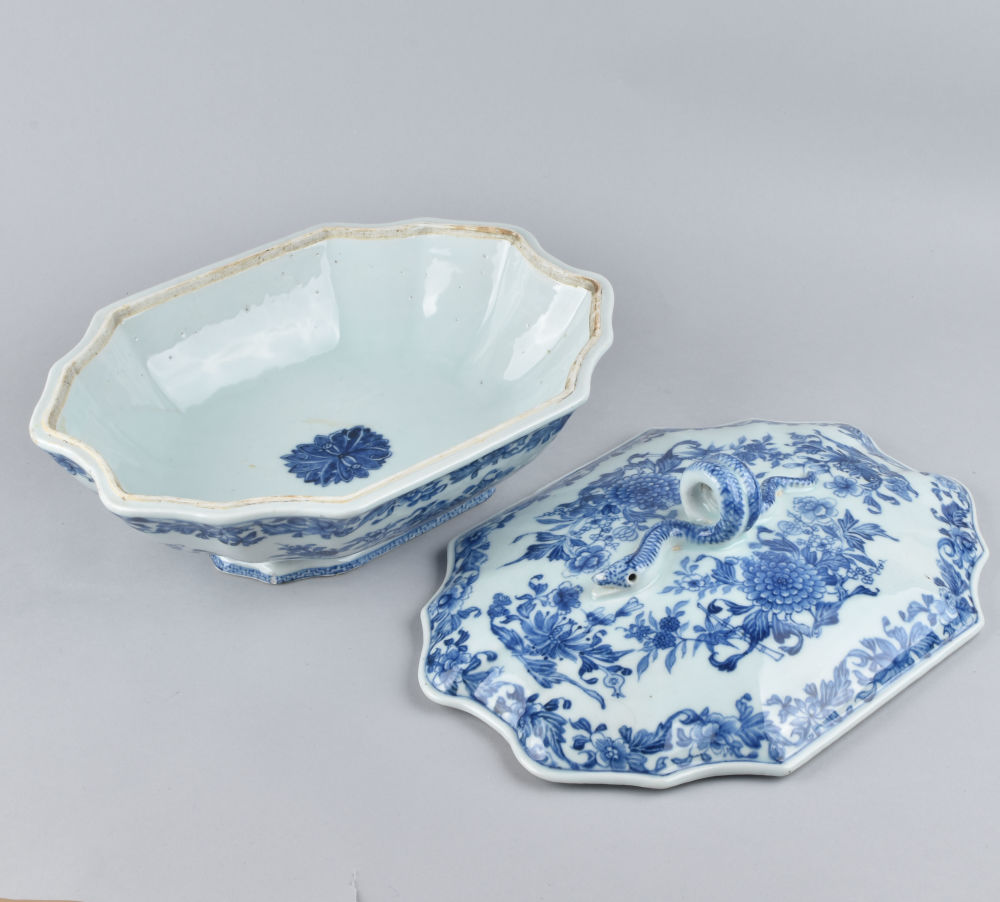 Porcelain Yongzheng (1723-1735), ca. 1730, China Porcelain Yongzheng (1723-1735), ca. 1730, China