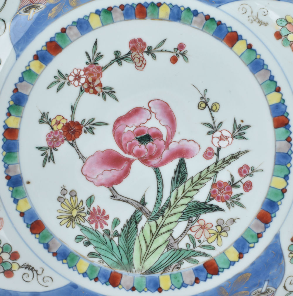 Famille rose Porcelain Early Qianlong (1736-1795), circa 1730/40, China Famille rose Porcelain Early Qianlong (1736-1795), circa 1730/40, China