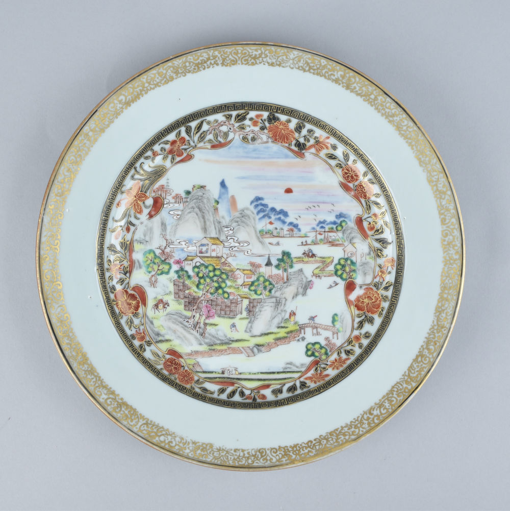 Famille rose Porcelain Qianlong (1735-1795), circa 1750, China Famille rose Porcelain Qianlong (1735-1795), circa 1750, China