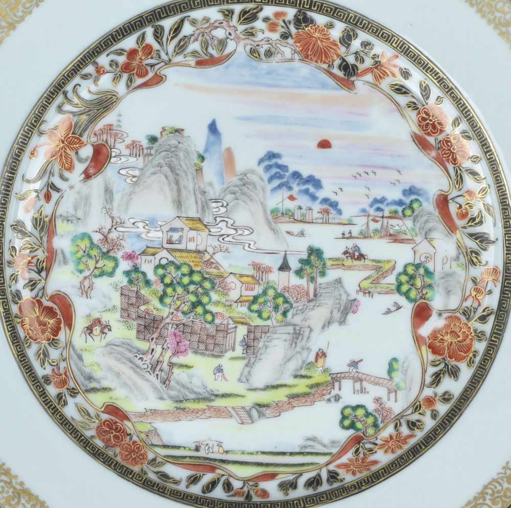 Famille rose Porcelain Qianlong (1735-1795), circa 1750, China Famille rose Porcelain Qianlong (1735-1795), circa 1750, China