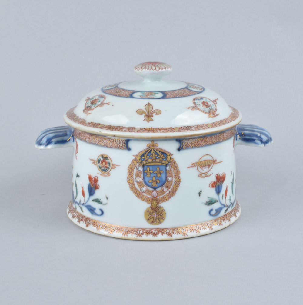 Porcelain Qianlong (1736-1795), ca. 1738-1740, China Porcelain Qianlong (1736-1795), ca. 1738-1740, China