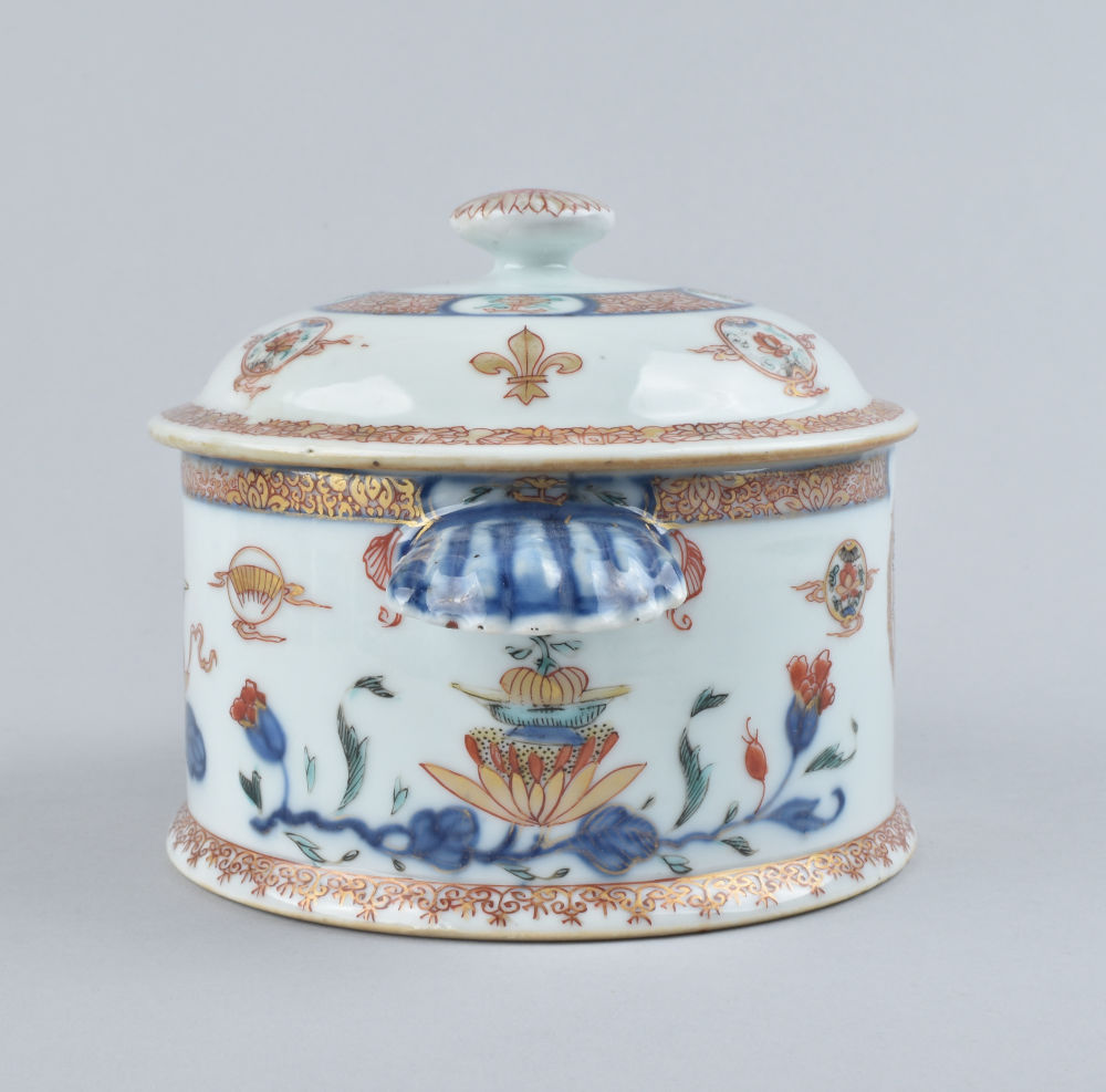 Porcelain Qianlong (1736-1795), ca. 1738-1740, China Porcelain Qianlong (1736-1795), ca. 1738-1740, China