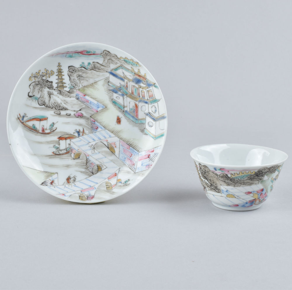 Famille rose Porcelain Yongzheng (1723-1735), China Famille rose Porcelain Yongzheng (1723-1735), China