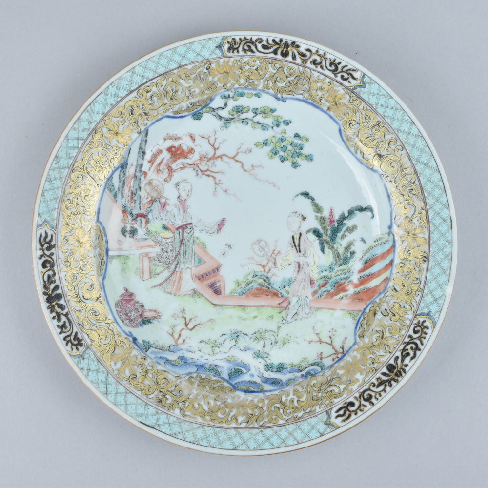 Famille rose Porcelain Yongzheng (1723-1735), China Famille rose Porcelain Yongzheng (1723-1735), China