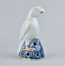 Porcelain (decorated with blue and brown glazes) Kangxi (1662-1722), China Porcelain (decorated with blue and brown glazes) Kangxi (1662-1722), China
