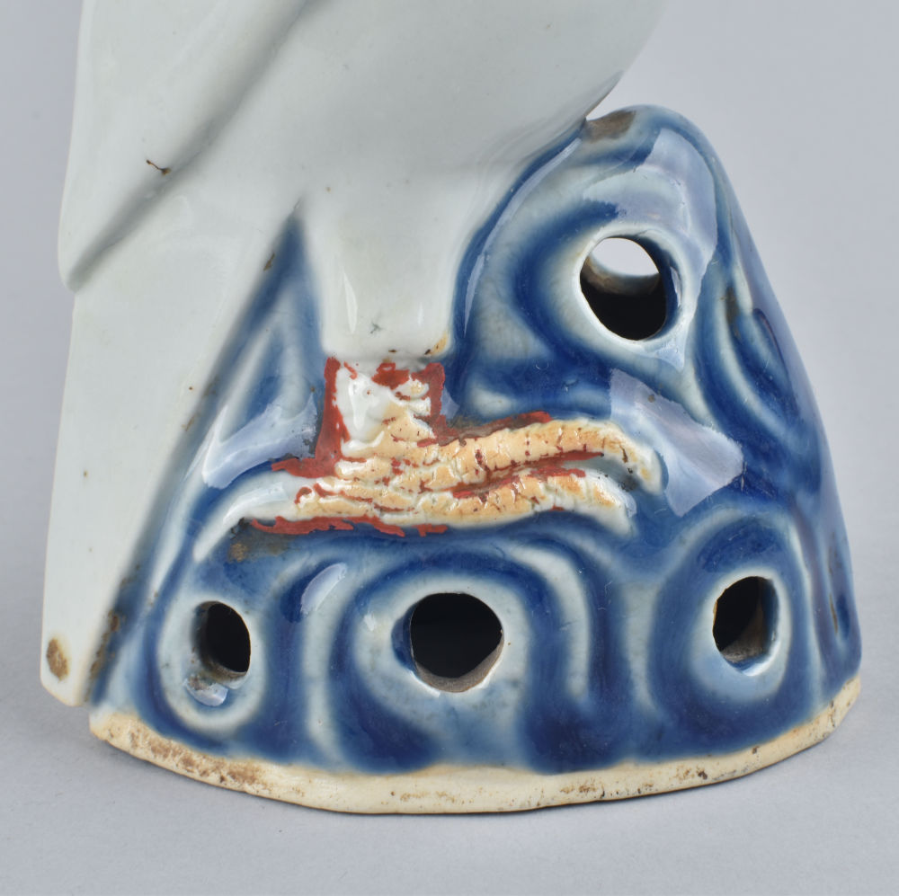 Porcelain (decorated with blue and brown glazes) Kangxi (1662-1722), China Porcelain (decorated with blue and brown glazes) Kangxi (1662-1722), China