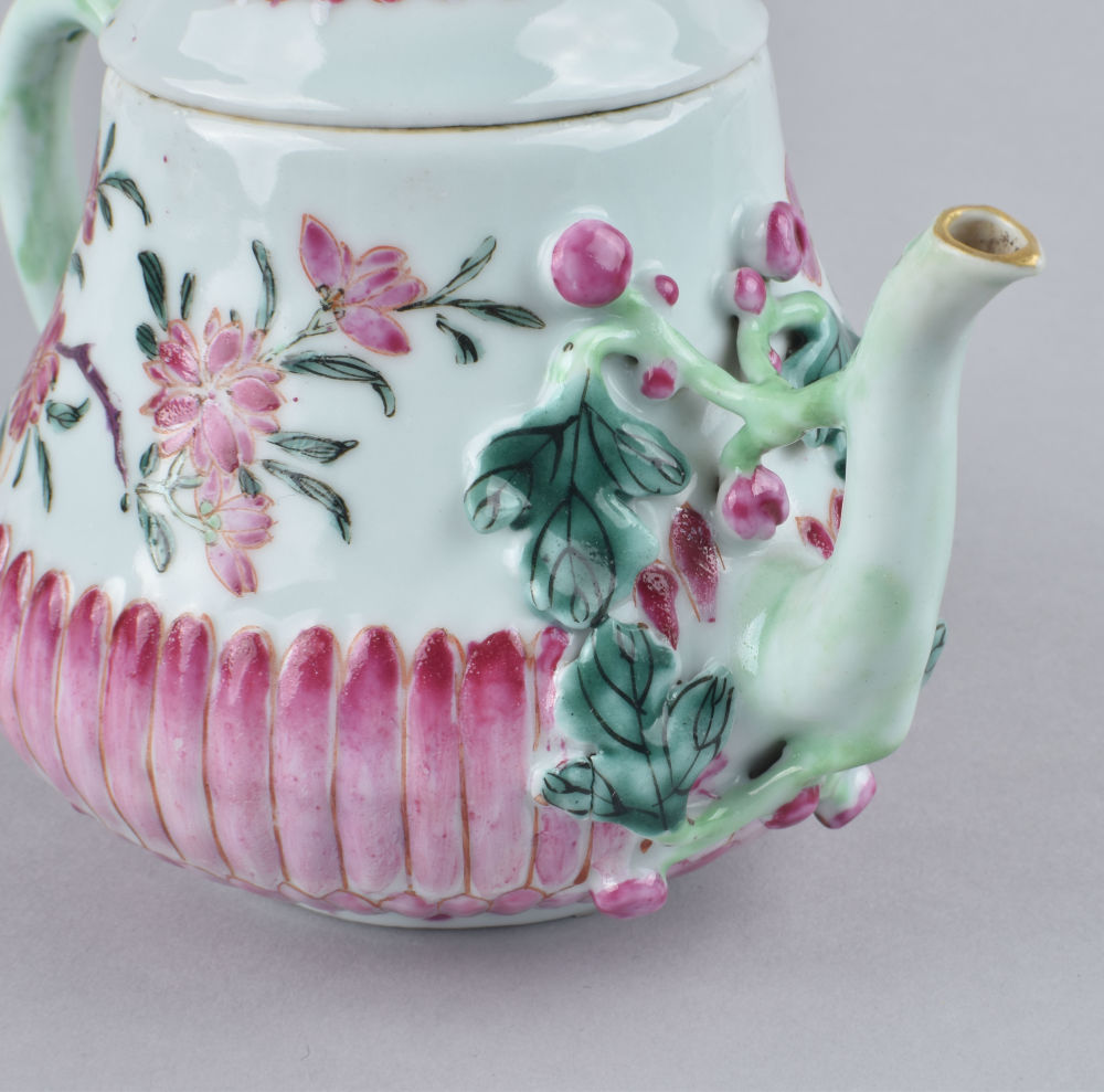 Famille rose Porcelain Yongzheng (1723-1735), ca. 1735, China Famille rose Porcelain Yongzheng (1723-1735), ca. 1735, China
