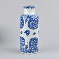 Porcelain Kangxi (1662-1722), China Porcelain Kangxi (1662-1722), China