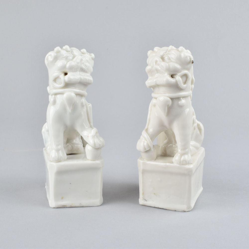 Porcelain Kangxi (1662-1722), China Porcelain Kangxi (1662-1722), China