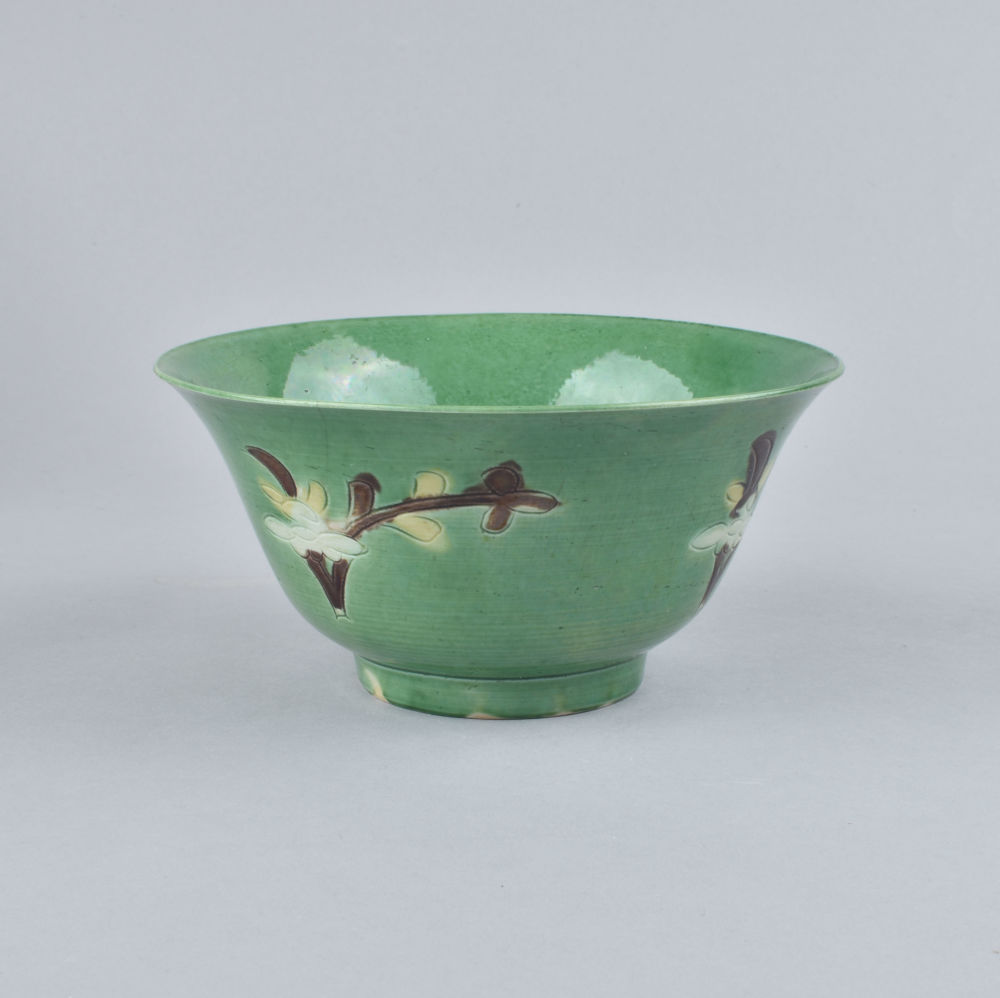 Famille verte Porcelain (biscuit) Kangxi (1662-1722), China Famille verte Porcelain (biscuit) Kangxi (1662-1722), China