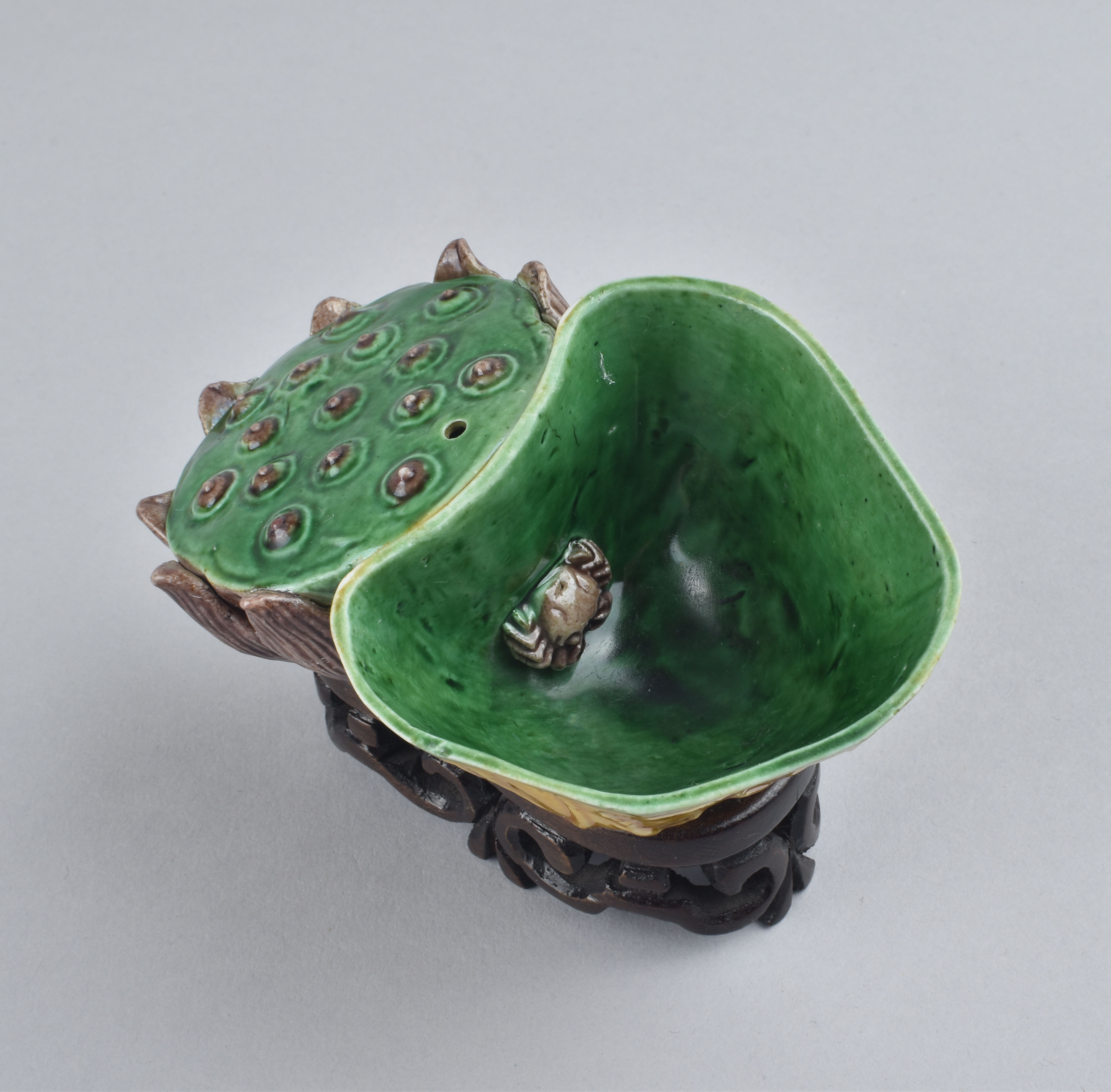 Famille verte Porcelain (biscuit) Kangxi (1662-1722), Chine Famille verte Porcelain (biscuit) Kangxi (1662-1722), Chine