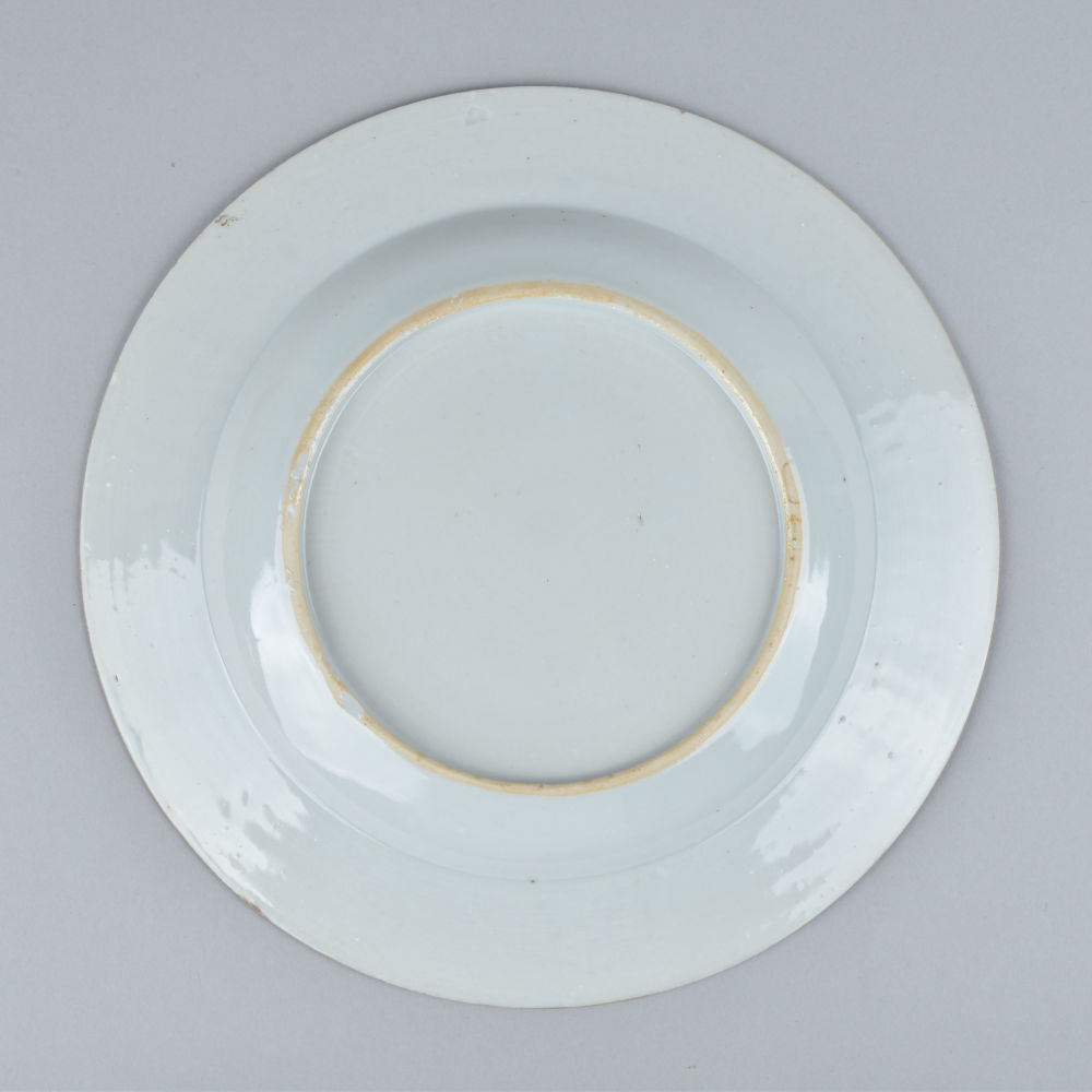 Porcelain Qianlong (1736-1795), ca. 1745, China Porcelain Qianlong (1736-1795), ca. 1745, China
