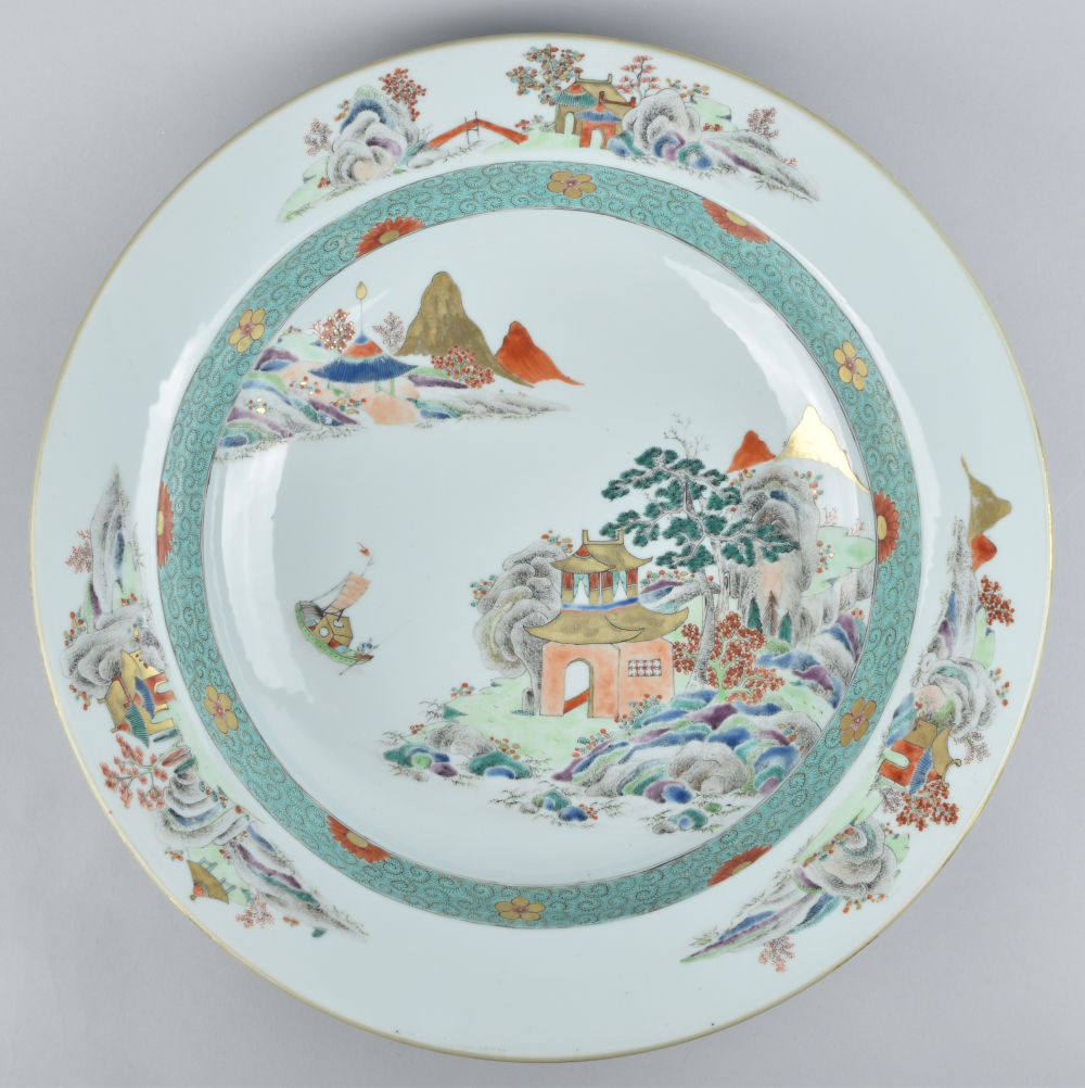 Famille rose Porcelain Late Yongzheng / early Qianlong, 1735/1740, China