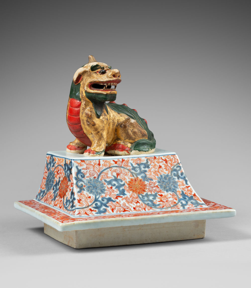 Porcelain Qianlong (1736-1795), ca. 1740, China Porcelain Qianlong (1736-1795), ca. 1740, China