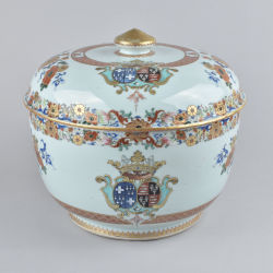 Porcelain Yongzheng (1723-1735), Chine Porcelain Yongzheng (1723-1735), Chine