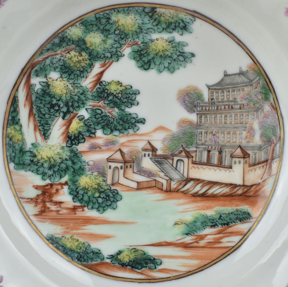 Famille rose Porcelain Qianlong period (1736-1795), ca. 1780 , China Famille rose Porcelain Qianlong period (1736-1795), ca. 1780 , China