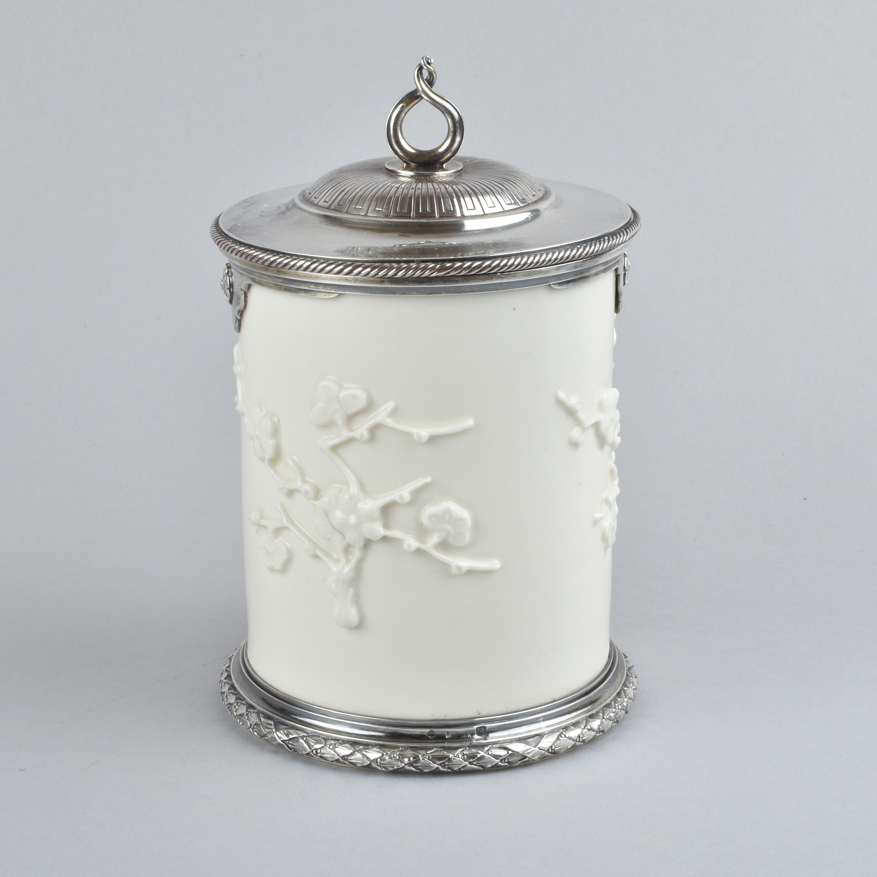 Porcelain Kangxi (1662-1722), China (Dehua) Porcelain Kangxi (1662-1722), China (Dehua)