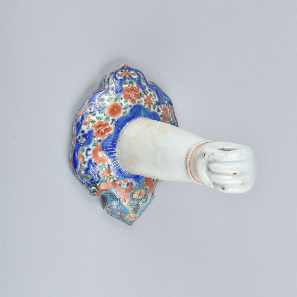 Famille rose Porcelain Qianlong (1735-1795), China Famille rose Porcelain Qianlong (1735-1795), China