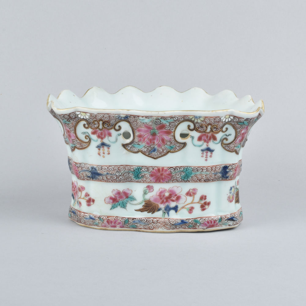 Famille rose Porcelain Yongzheng (1723-1735) / Qianlong (1736-1795), ca. 1730/40, China